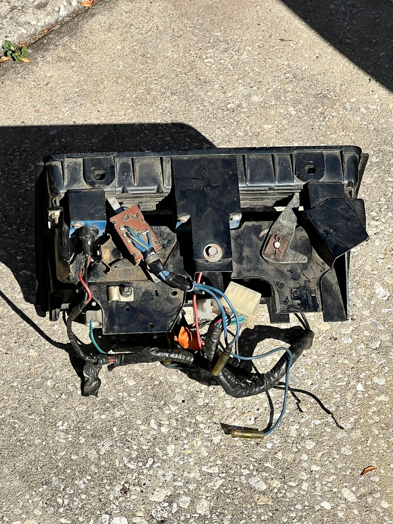 Interior/Upholstery - Mazda RX2 Radio/Clock/Heater Console - Used - 1971 to 1973 Mazda RX-2 - Orlando, FL 33812, United States