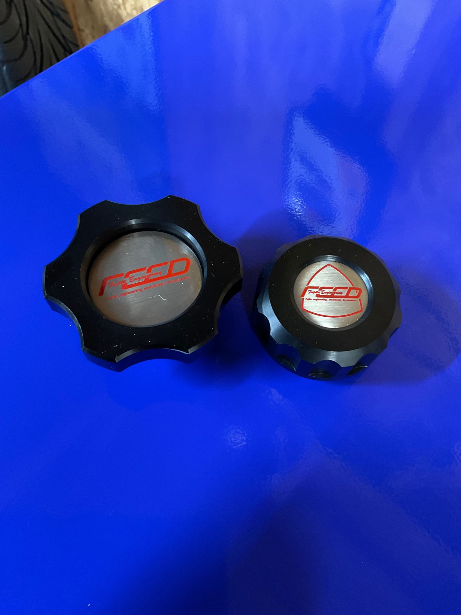 Accessories - Rx-7 FC FD FEED OIL Cap & Brake Reservoir Cap (Set) (Basically New!!) - Used - 1986 to 1995 Mazda RX-7 - Prince Frederick, MD 20678, United States