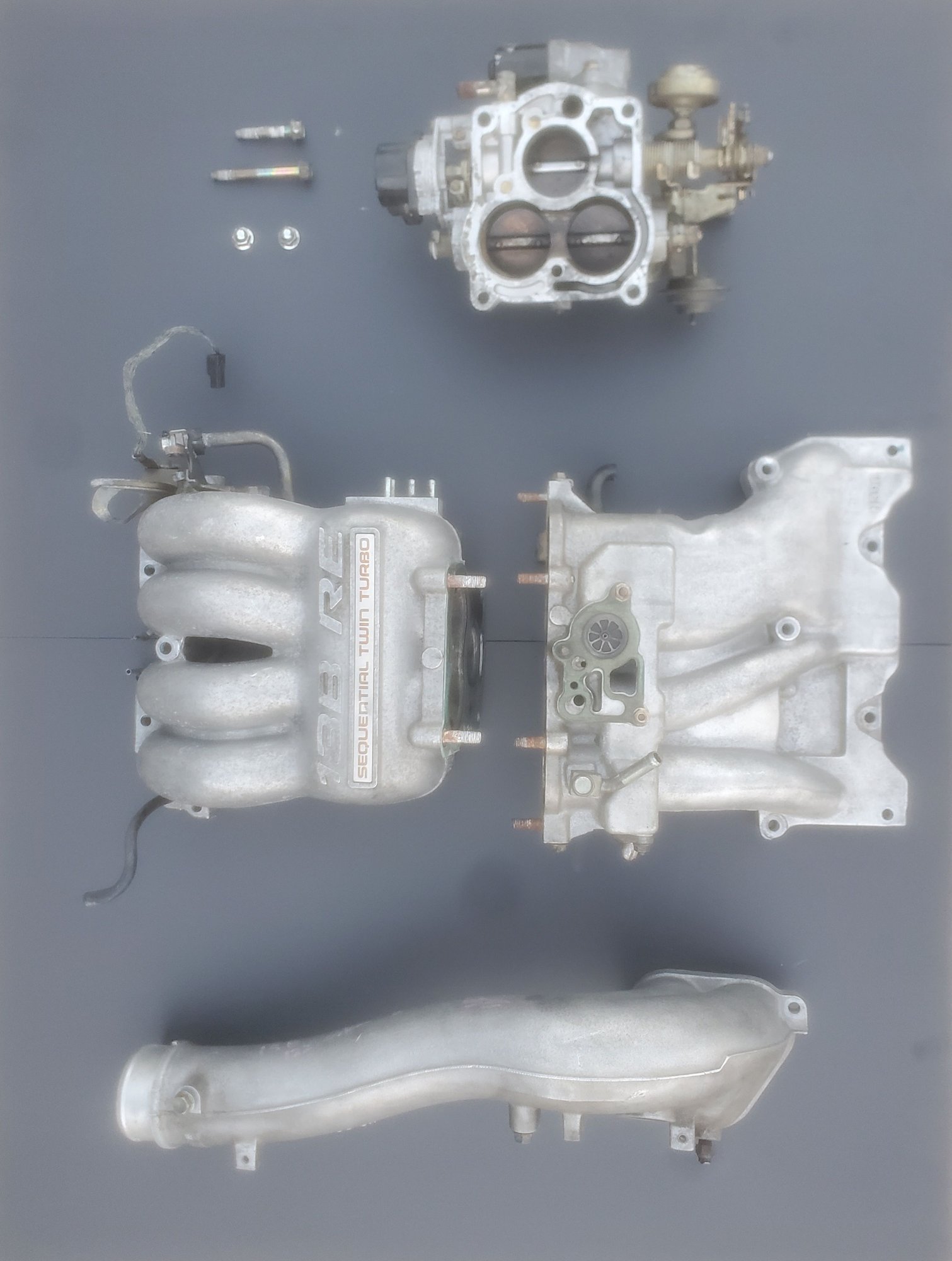 Engine - Intake/Fuel - 13B-RE JC3S-E Cosmo intake manifold complete - Used - 1990 to 1992 Mazda Cosmo - Near Toronto, ON L8G3N7, Canada