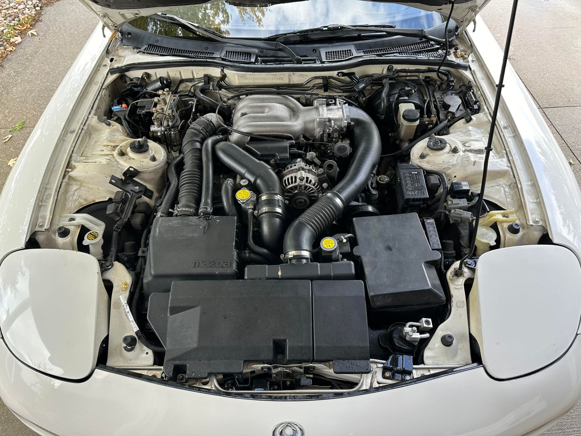 1994 Mazda RX-7 - 1994 Mazda Rx-7 Touring 5-speed Chaste White - Used - VIN jm1fd3336r0302976 - 115,600 Miles - Other - 2WD - Manual - Coupe - White - Appleton, WI 54915, United States