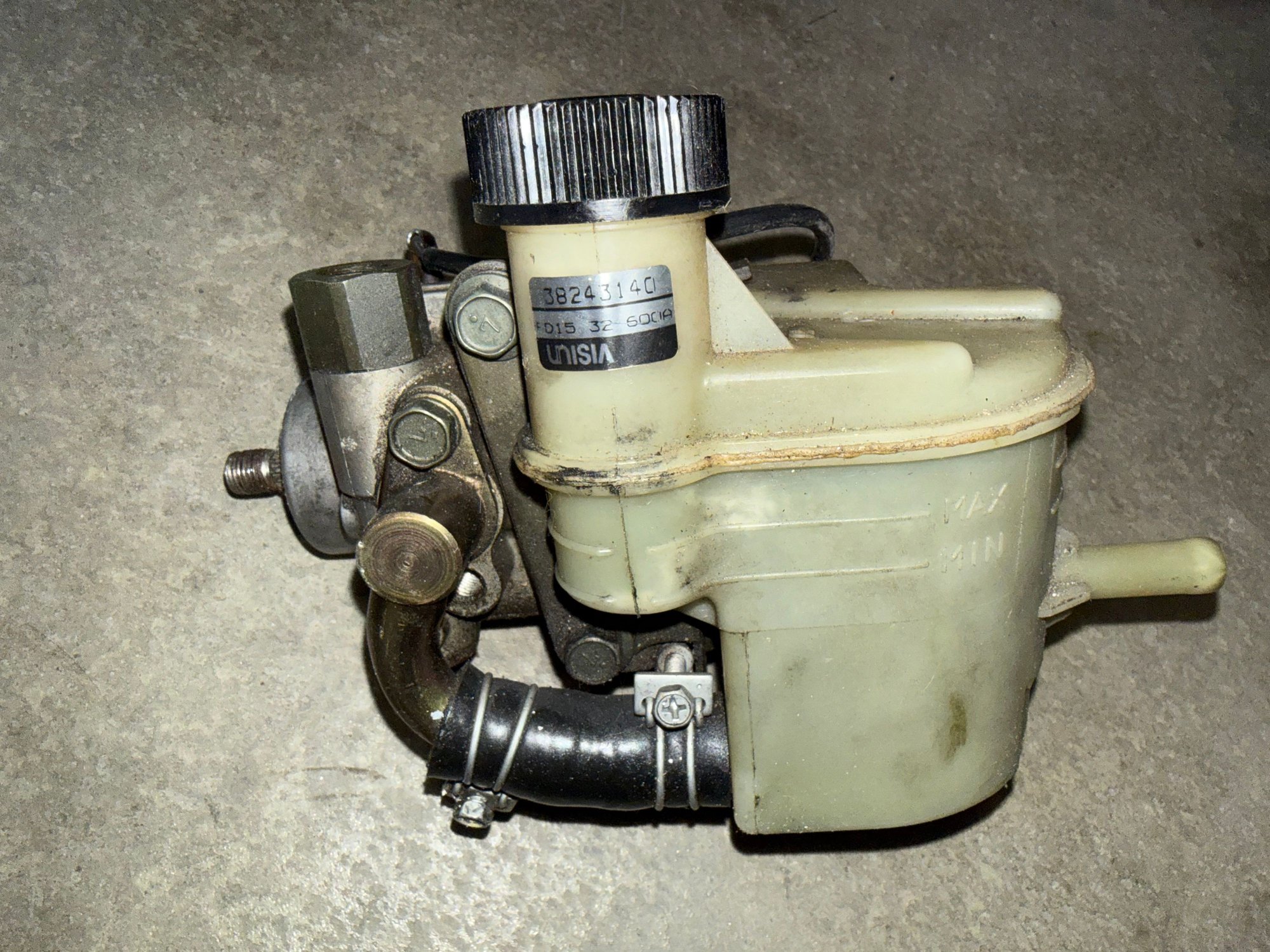 Miscellaneous - FD OEM Power Steering Pump & Reservoir (one polished and one non-polished) - Used - 1993 to 1995 Mazda RX-7 - Valencia, CA 91380, United States
