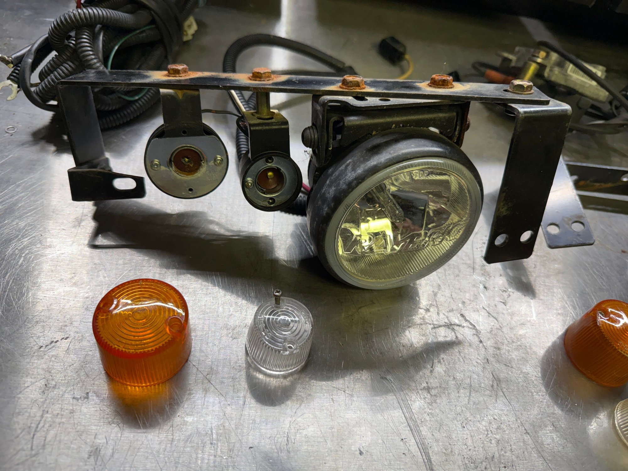 Lights - Feed bumper combo lights HID version - Used - -1 to 2027  All Models - Sparta, NJ 07871, United States