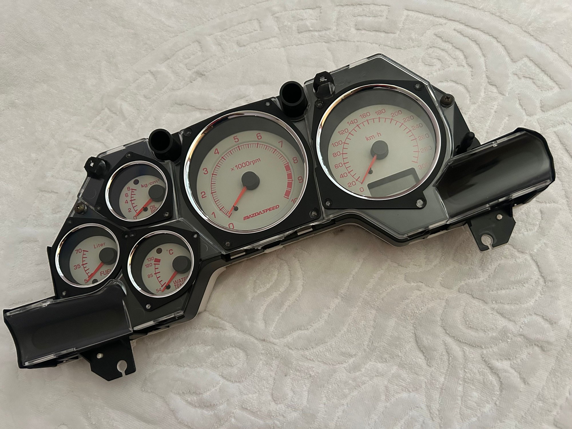 Interior/Upholstery - Mazdaspeed White Faced Instrument Cluster - Used - 1992 to 1998 Mazda RX-7 - London HA27DY, United Kingdom