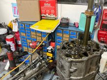 ended up swapping in a spare fc trans i had and swapped the tailshaft with the fb one
