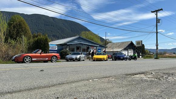 Oddly this country grocery store has been selling sushi for over 40 years. The owner gets pissed when we plug up his parking for photoshoots. He refused us sushi. Most be for the locals only.