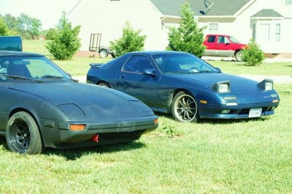 Both generations of RX-7!