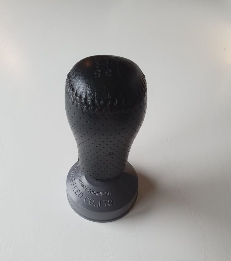 Miscellaneous - MazdaSpeed leather shift knob + Red ano. MS oil cap - Used - 0  All Models - Bergen, Norway