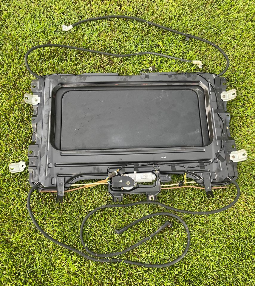 1994 Mazda RX-7 - 3) Metal portion of the frame assembly - Miscellaneous - $650 - Destin, FL 32541, United States