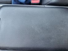 The armrest top with push button..Mine is broken if you have that.