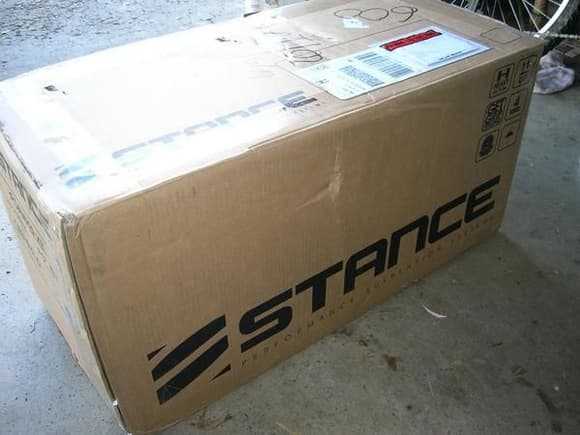 This is what the Fed ex guy showed up with to my doorsteps. It weighs about 75lb.