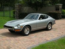 SILVER 1972 VINTAGE 240Z 006.jpg