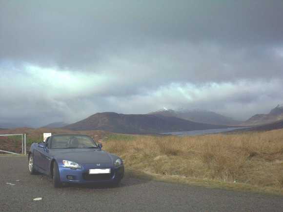 Loch 2.jpg