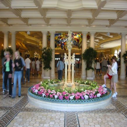 lobby1.jpg