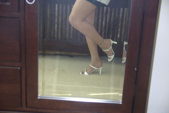 heels3.JPG