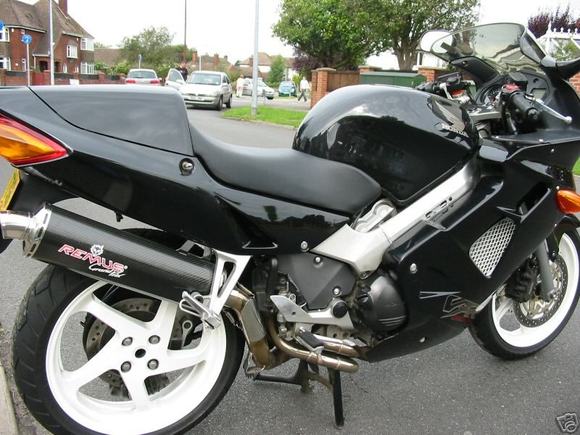 VFR800