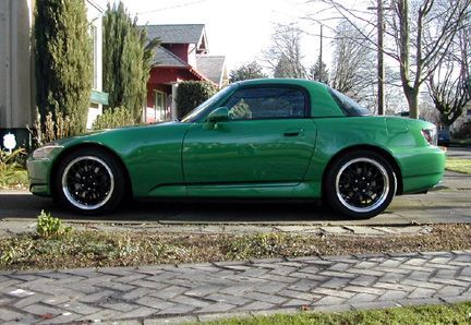 DRIVERS SIDE IN DRIVEWAY.JPG