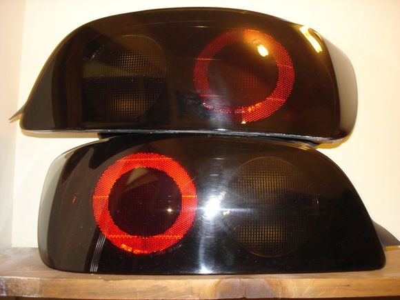 800x600 blacked tails 2.jpg