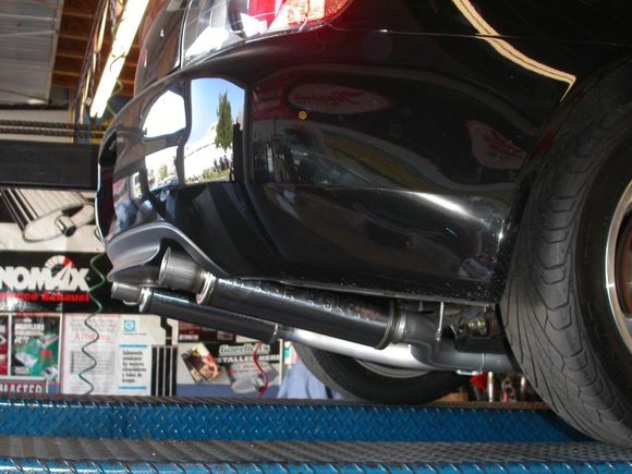 S2000 Exhaust Install 3.jpg