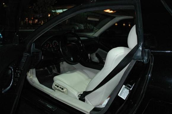 DSC_1964 ivory int. NSX.JPG
