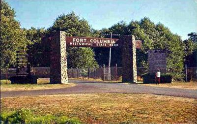 FT COLUMBIA GATE.jpg