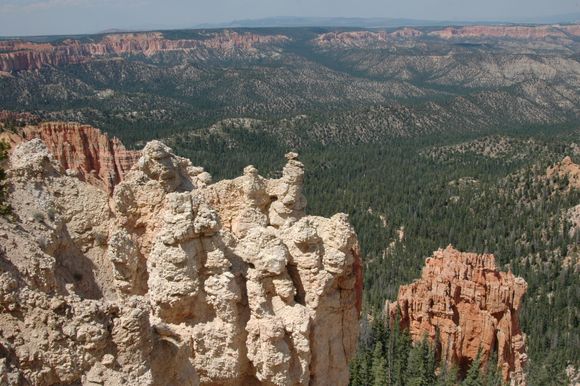 Bryce Canyon.jpg