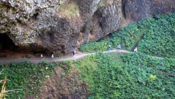 11 BELOW SILVER FALLS.jpg
