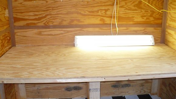 Trailer - bed - bench 004.jpg