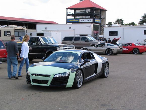 Bullitt44&#39;s Audi R8 w/tape