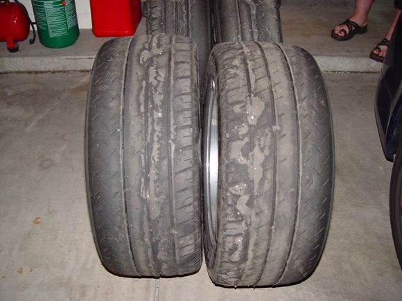 track tires 003.jpg