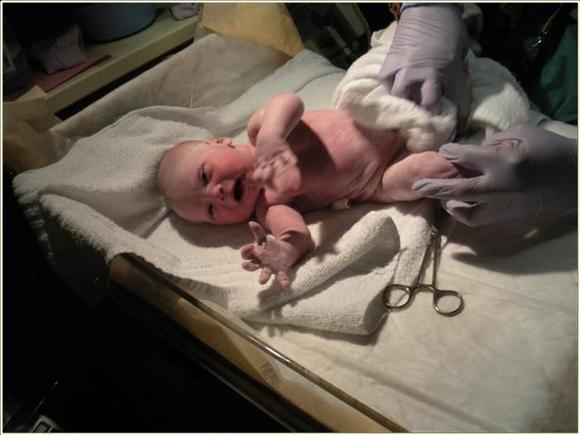 2 minutes old.jpg