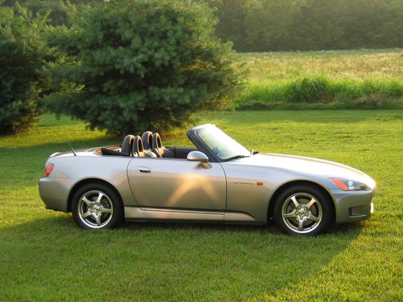 2003 Honda S2000 002.jpg