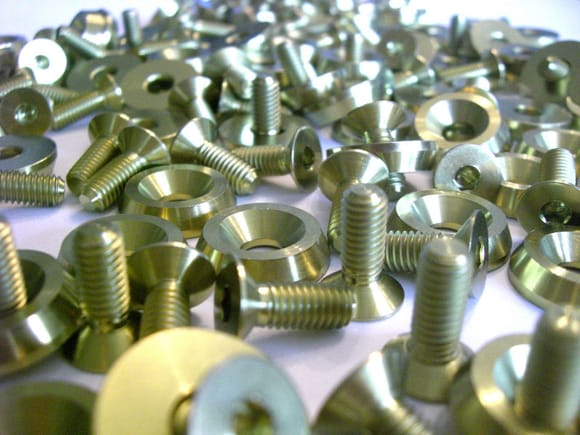 titanium washers and bolts 009.jpg