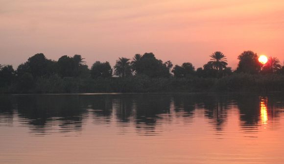 1078 Sunrise on the Nile.JPG