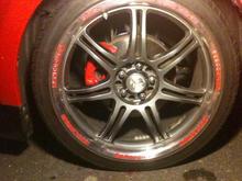 18&quot;momo couese rims with custom red lip