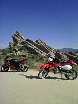 Do they have a mod for knobby tires for VTR'S?