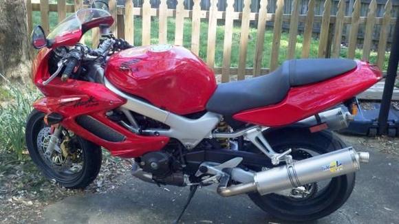 LOOKS NEW!