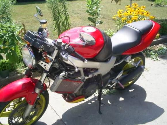 z1000 and superhawk 037