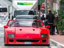 Ferrari F40. Facebook: JayR Photography.