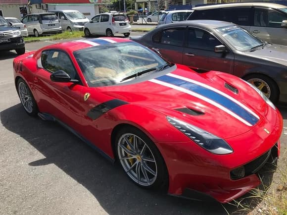 The third Ferrari F12 TDF has arrived in Kuala Lumpur, Malaysia. This spec looks absolutely great! This is a cool area of Malaysia to find supercars here.