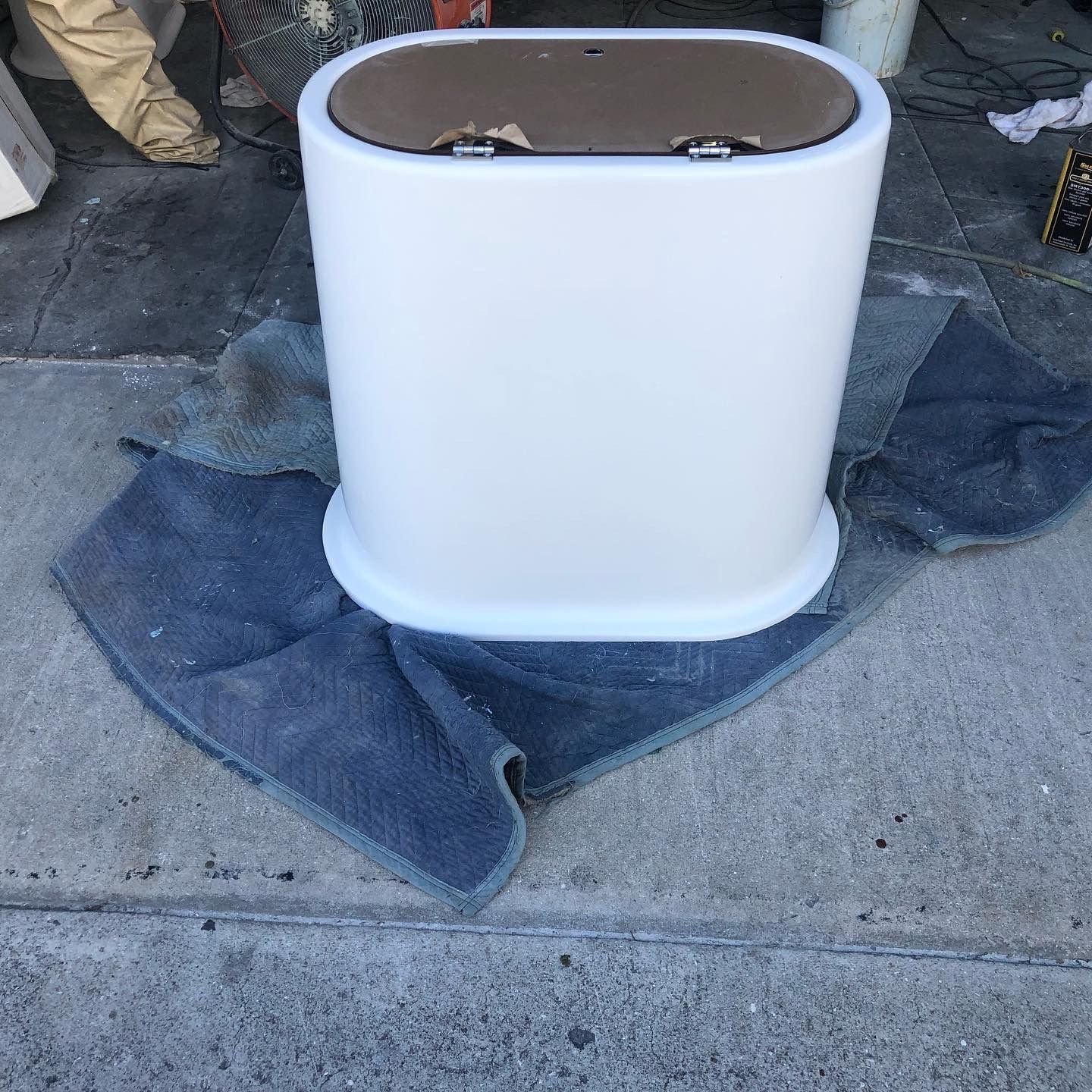 Leaning post livewells The Hull Truth Boating and Fishing Forum