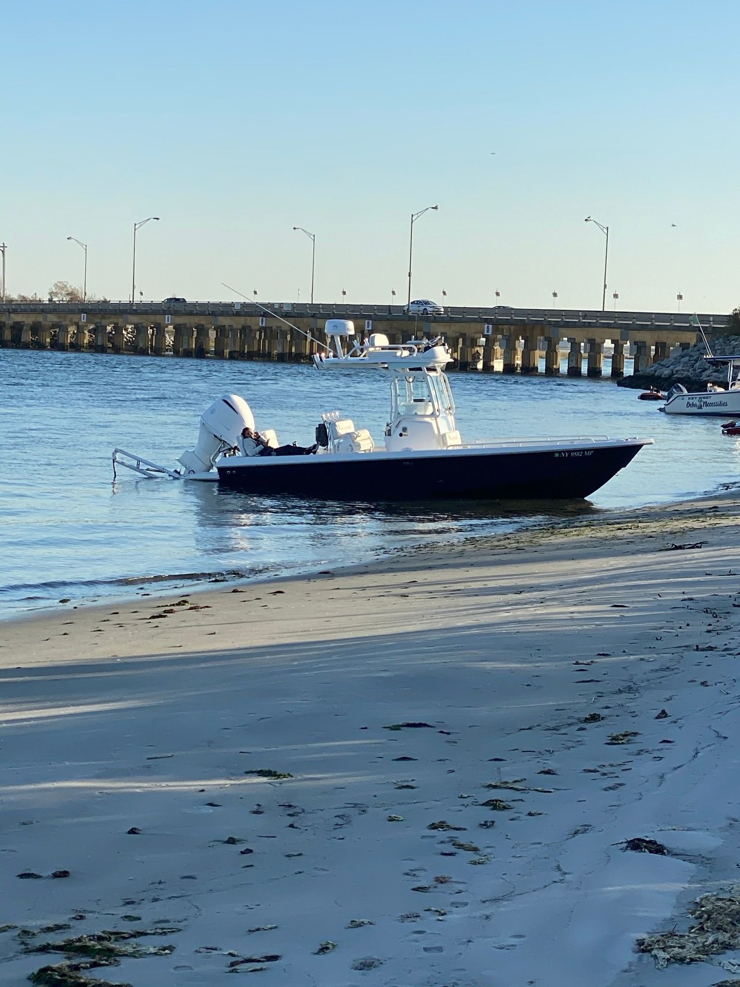 FS-2017 Everglades w Captain Station (TX) - The Hull Truth - Boating and  Fishing Forum