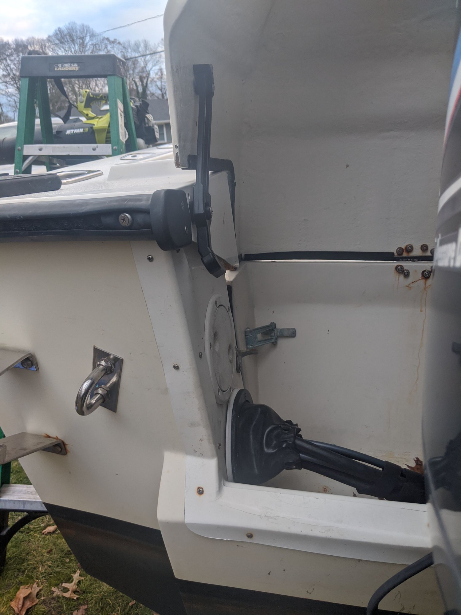 Notched transom The Hull Truth Boating and Fishing Forum