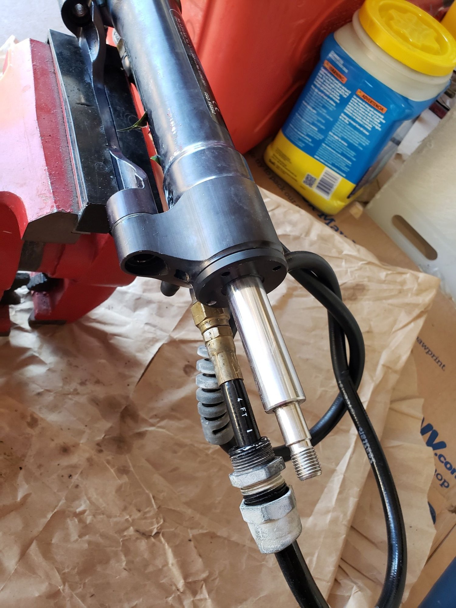 Seastar steer cylinder cap STUCK The Hull Truth Boating and Fishing Forum