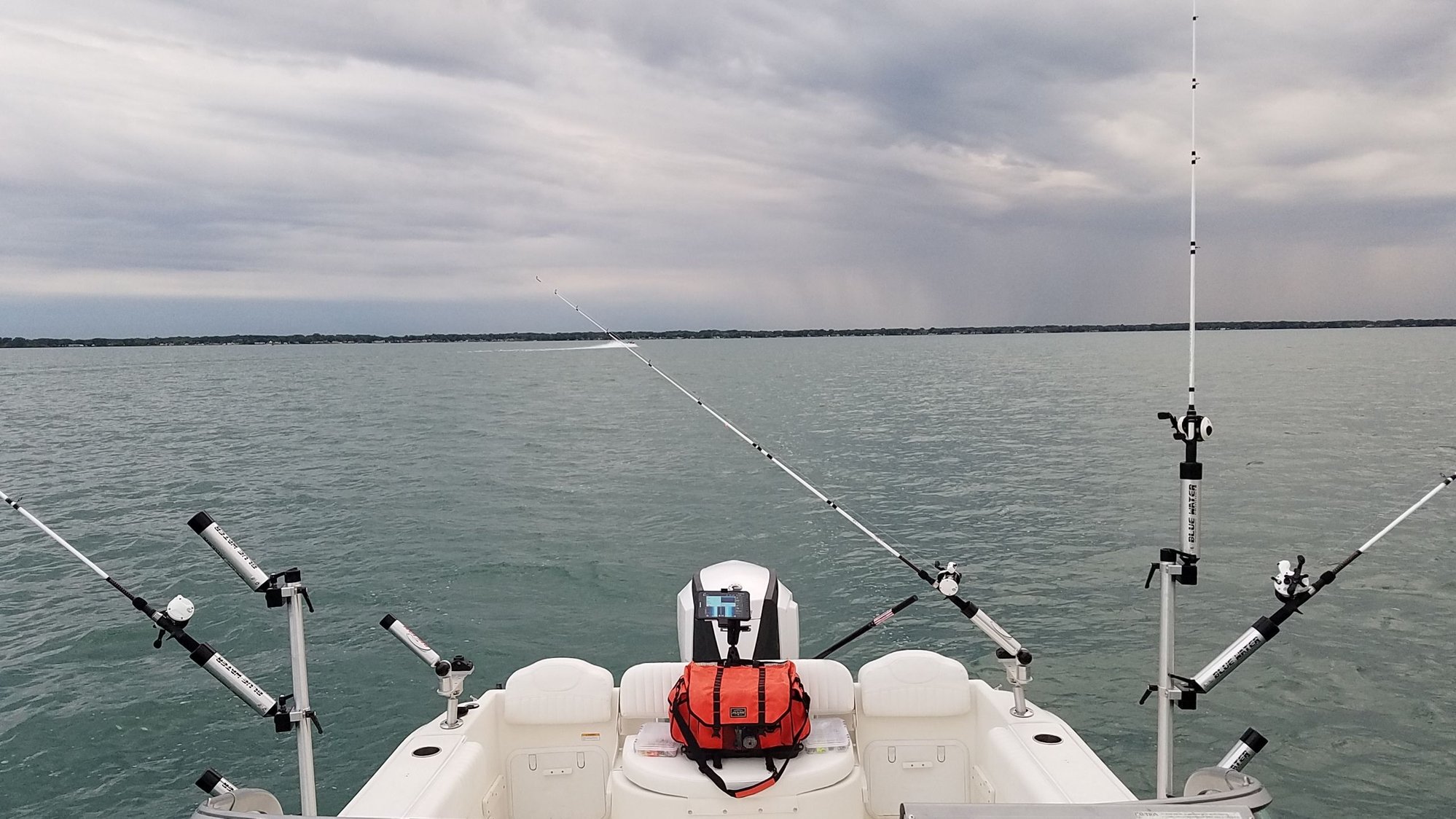 21ft Dual console Seahunt vs. Robalo Page 3 The