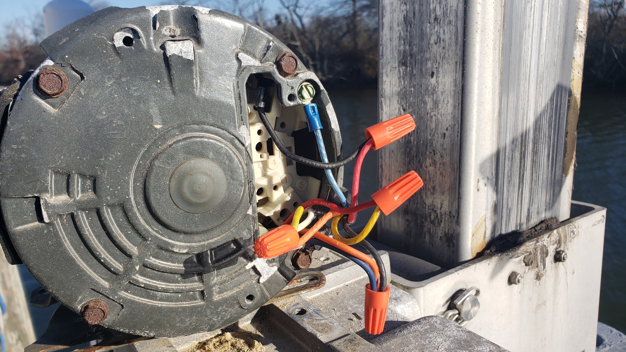 Help Please Electric Motor Wiring The Hull Truth Boating And Fishing Forum