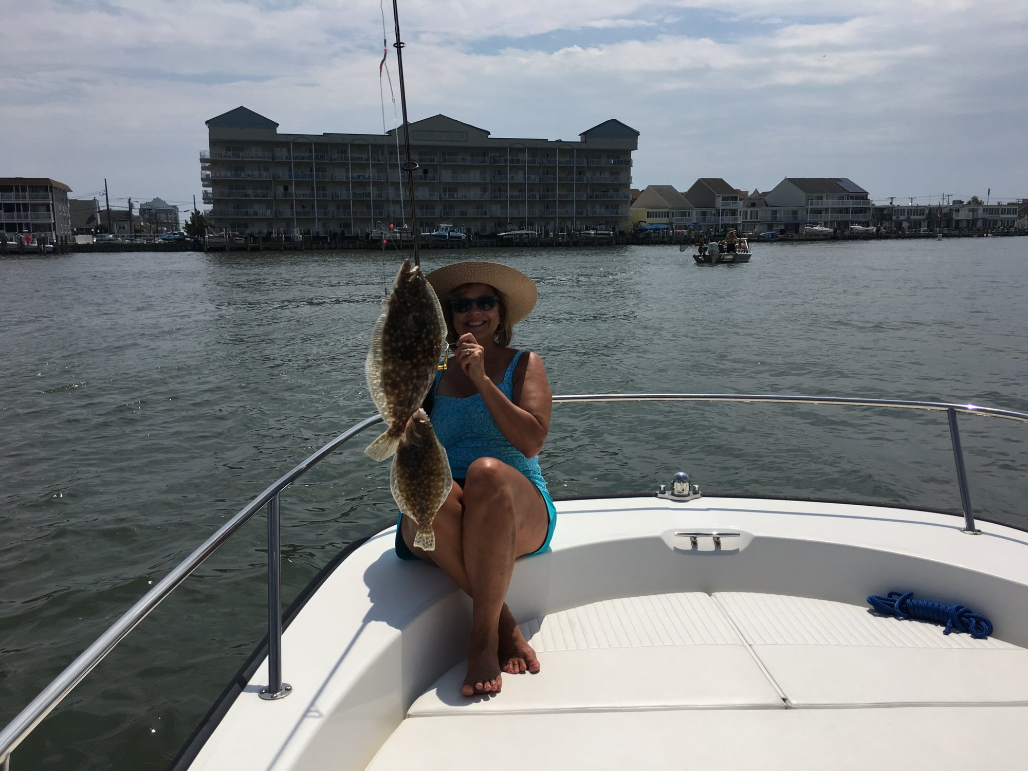 Post Pictures of Your Wife or Girlfriend Who Loves To Fish - Page 3 - The  Hull Truth - Boating and Fishing Forum