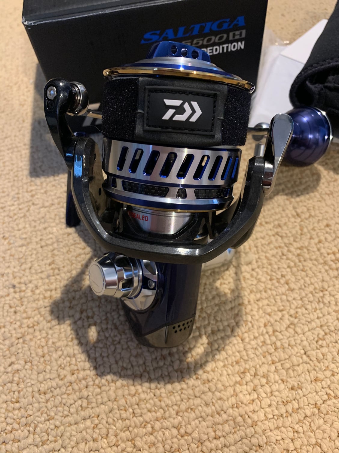 Daiwa Saltiga 8000-H Spinning Reel For Sale Mint Condition