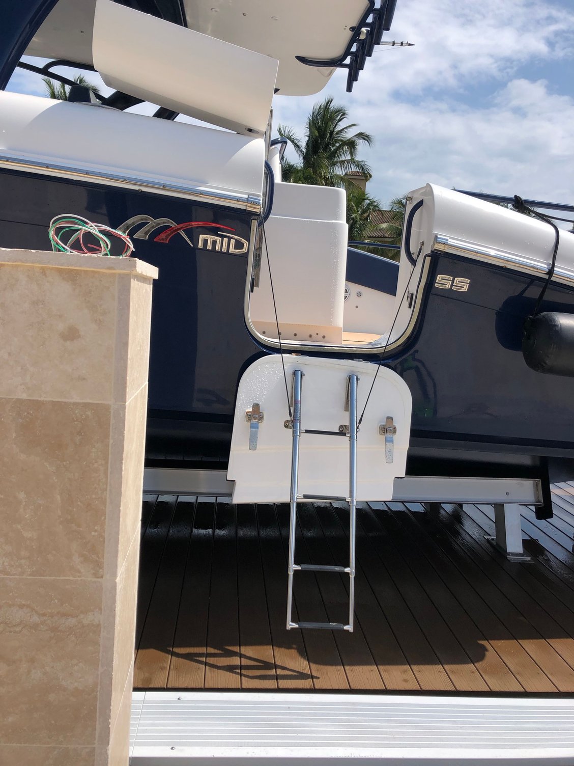 30000 Pound boat lift No Profile. The Hull Truth Boating and