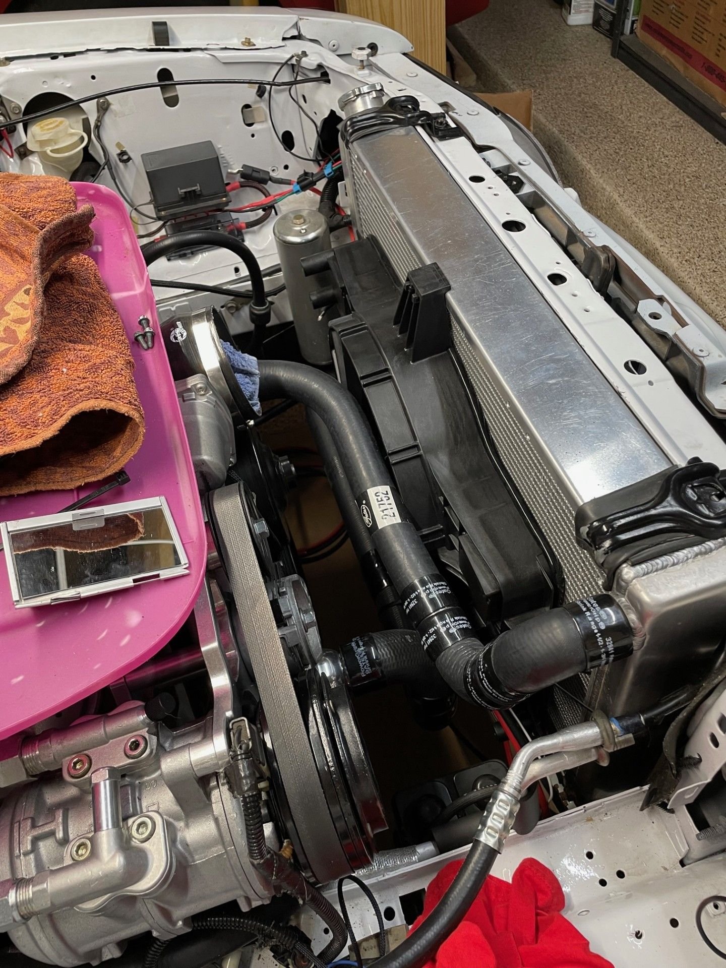 There is quite a bit of radiator that is not covered by this fan.  However, the fan is so powerful that it pulls a tremendous amount of air through what it does cover.