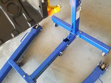 Well, damn.  Front support legs too wide on the stand.  Nice.